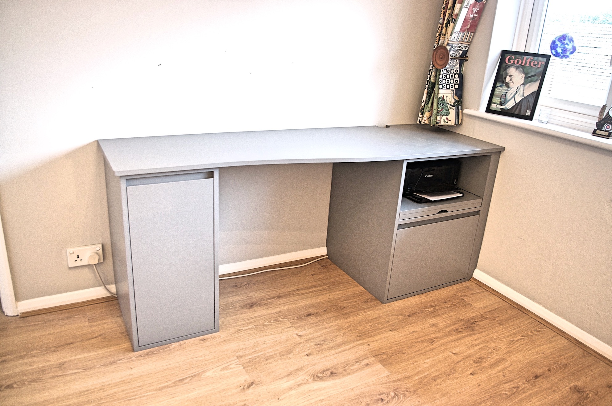 fitted desk